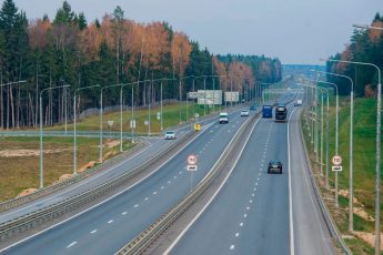novyj-shtraf-dlja-voditelej-tormozit-pered-kamerami-budet-bessmyslenno-f4af763