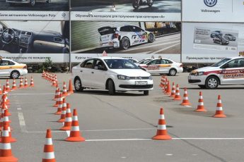pro-nas-prosto-zabyli-avtoshkoly-prosjat-snjat-zaprety-c15b615