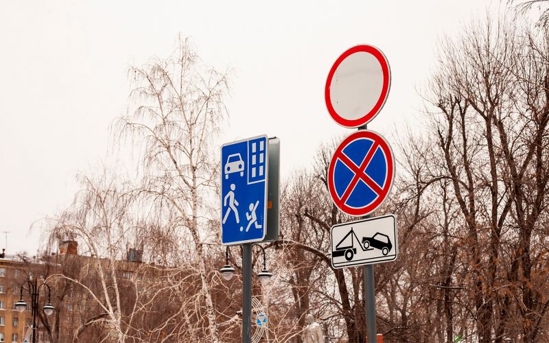 golovnaja-bol-dlja-voditelej-parkovatsja-vo-dvorah-postepenno-zapreshhajut-1f1440e