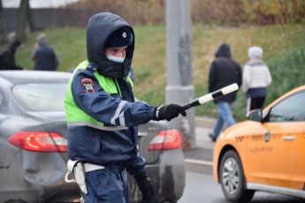 operacija-karusel-kak-rabotaet-nou-hau-ot-inspektorov-gibdd-325b72c