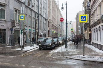 moskvichi-pozhalovalis-na-shtrafy-s-kamer-za-narushenija-drugih-voditelej-c55602a