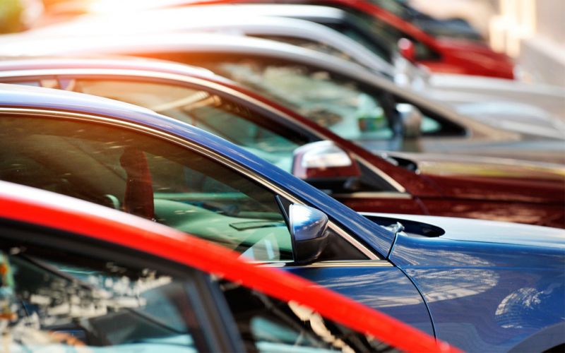 Рост цен на автомобили и замораживание новых поставок. Главные новости этой недели